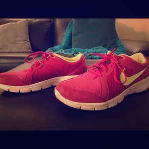 Nike Flex Experience RN 2